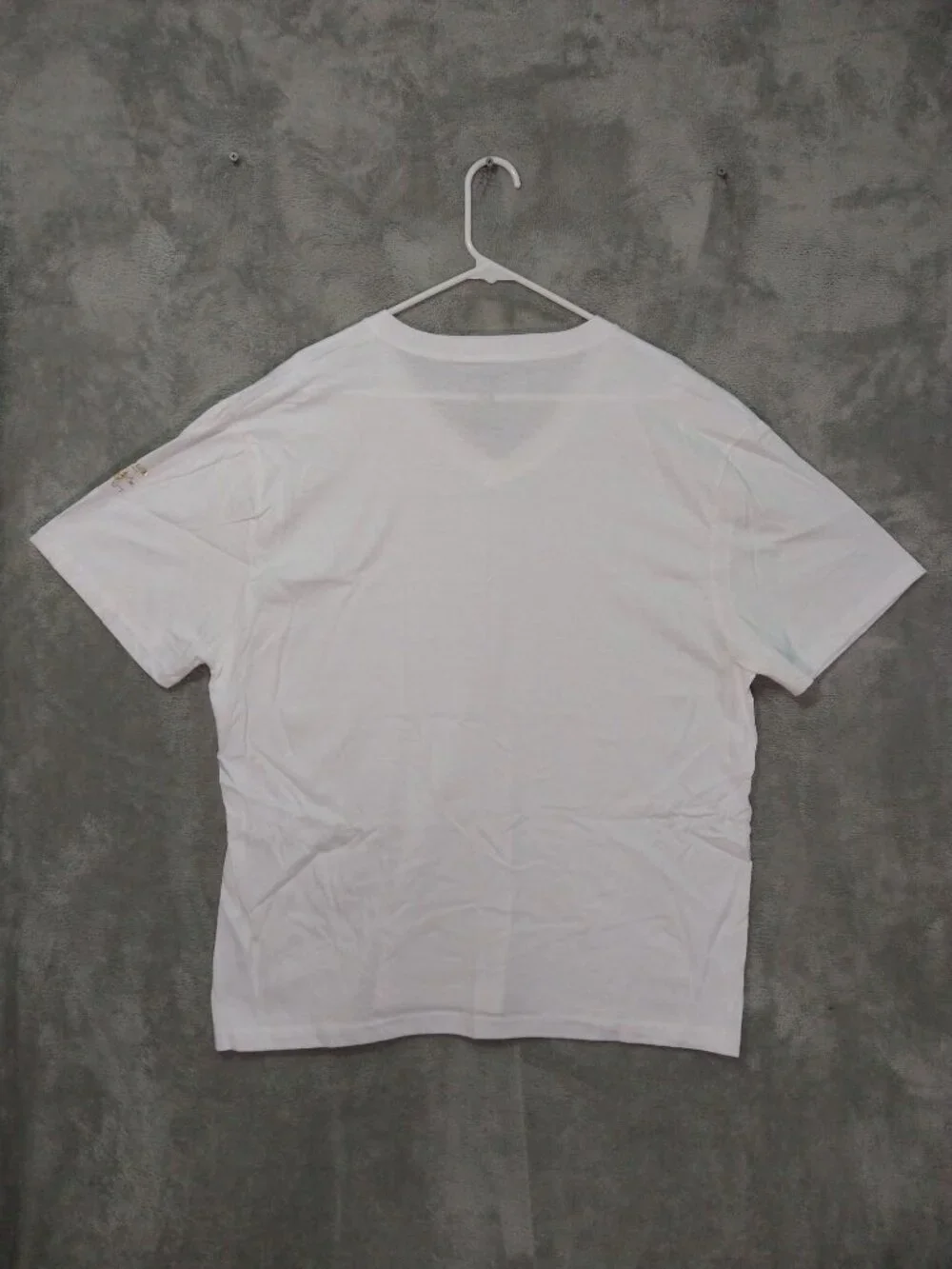 True Religion Shirt Mens XL White Short Sleeve V Neck Cotton Logo Casual Under